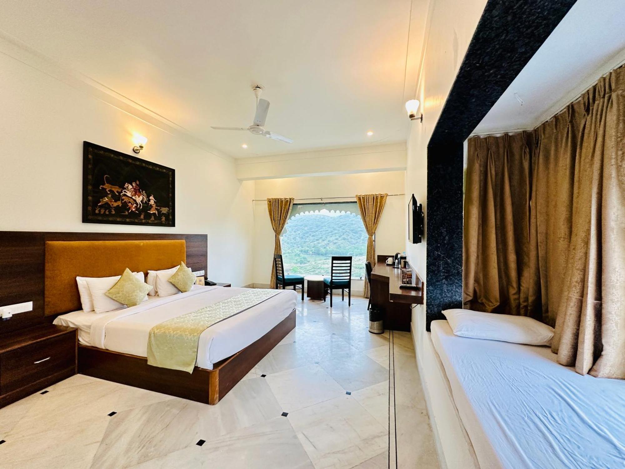 Mewar Palace Resort And Spa Udaipur Dış mekan fotoğraf
