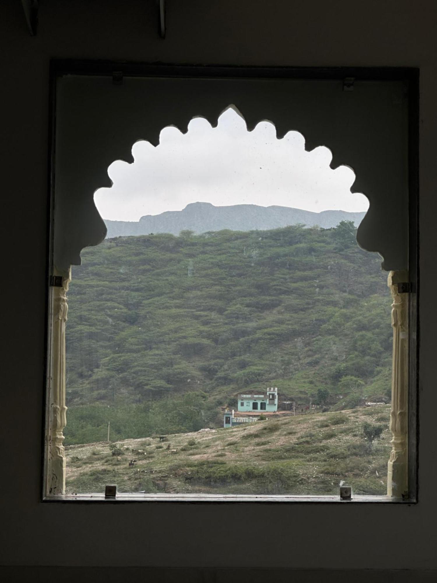 Mewar Palace Resort And Spa Udaipur Dış mekan fotoğraf